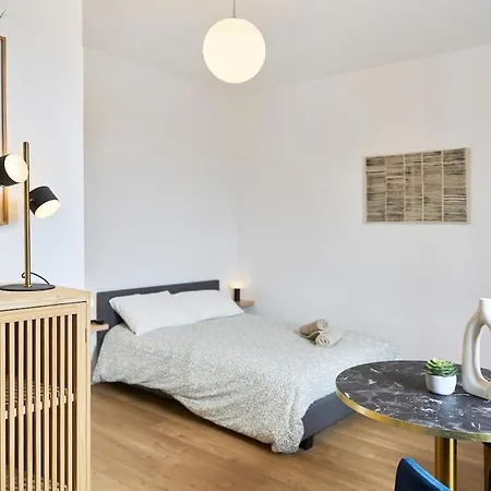 La Trilogie Choletaise Netflix, Prime Video, *