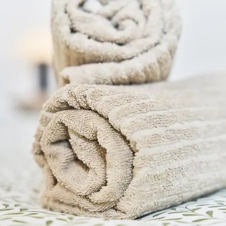 La Trilogie Choletaise Netflix, Prime Video, * 绍莱